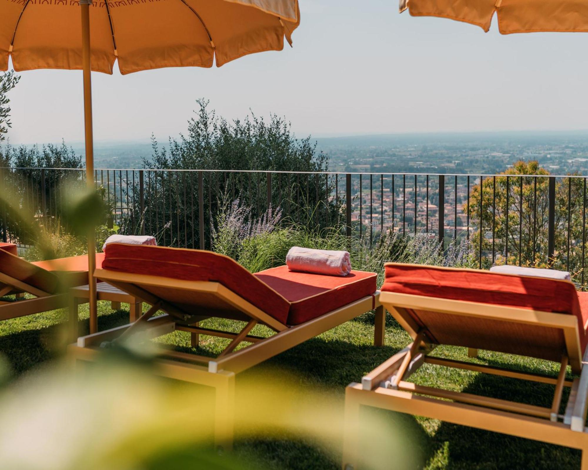La Monastica Resort & Spa 보르고 아 부기아노 외부 사진