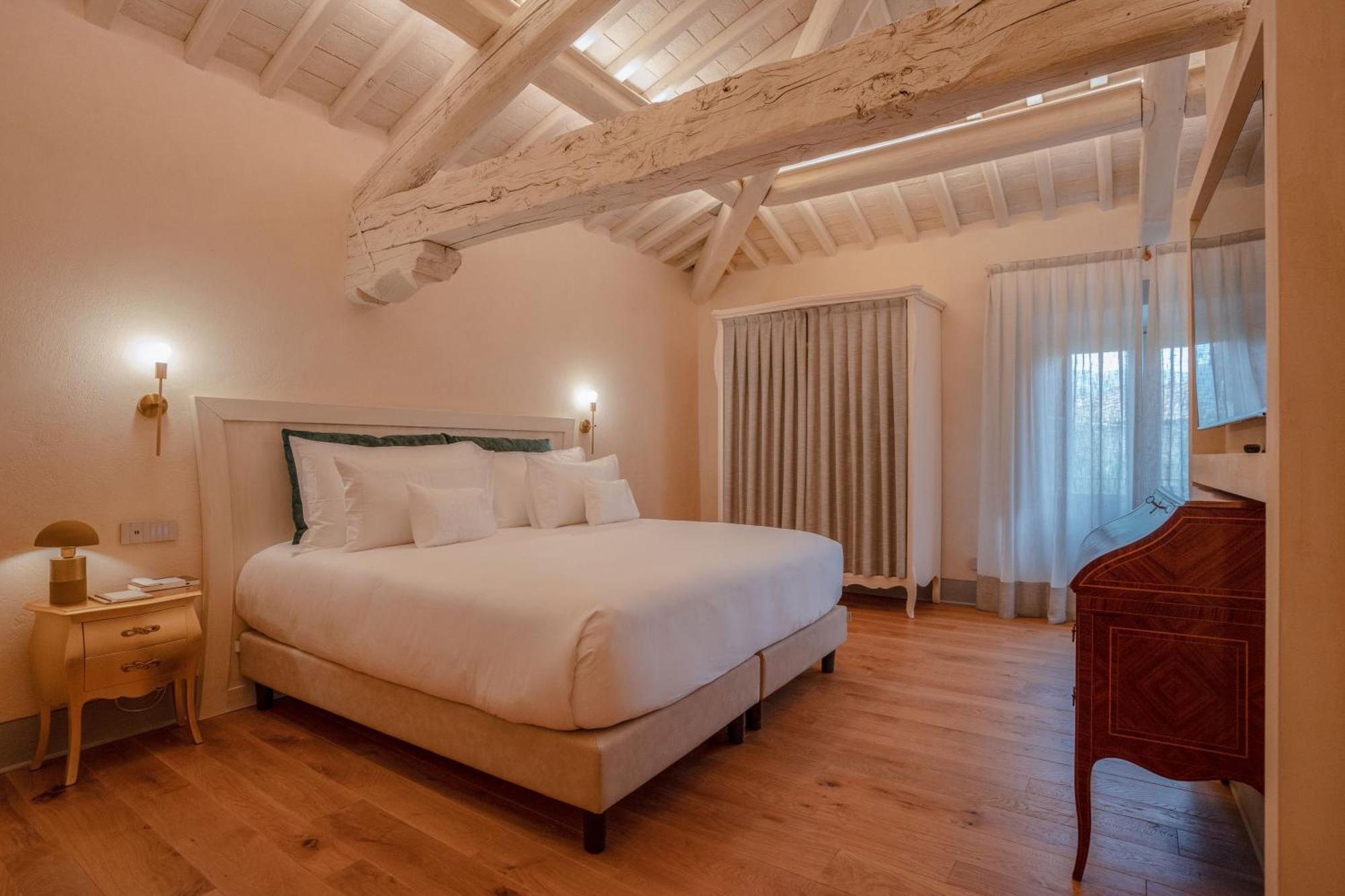 La Monastica Resort & Spa 보르고 아 부기아노 외부 사진
