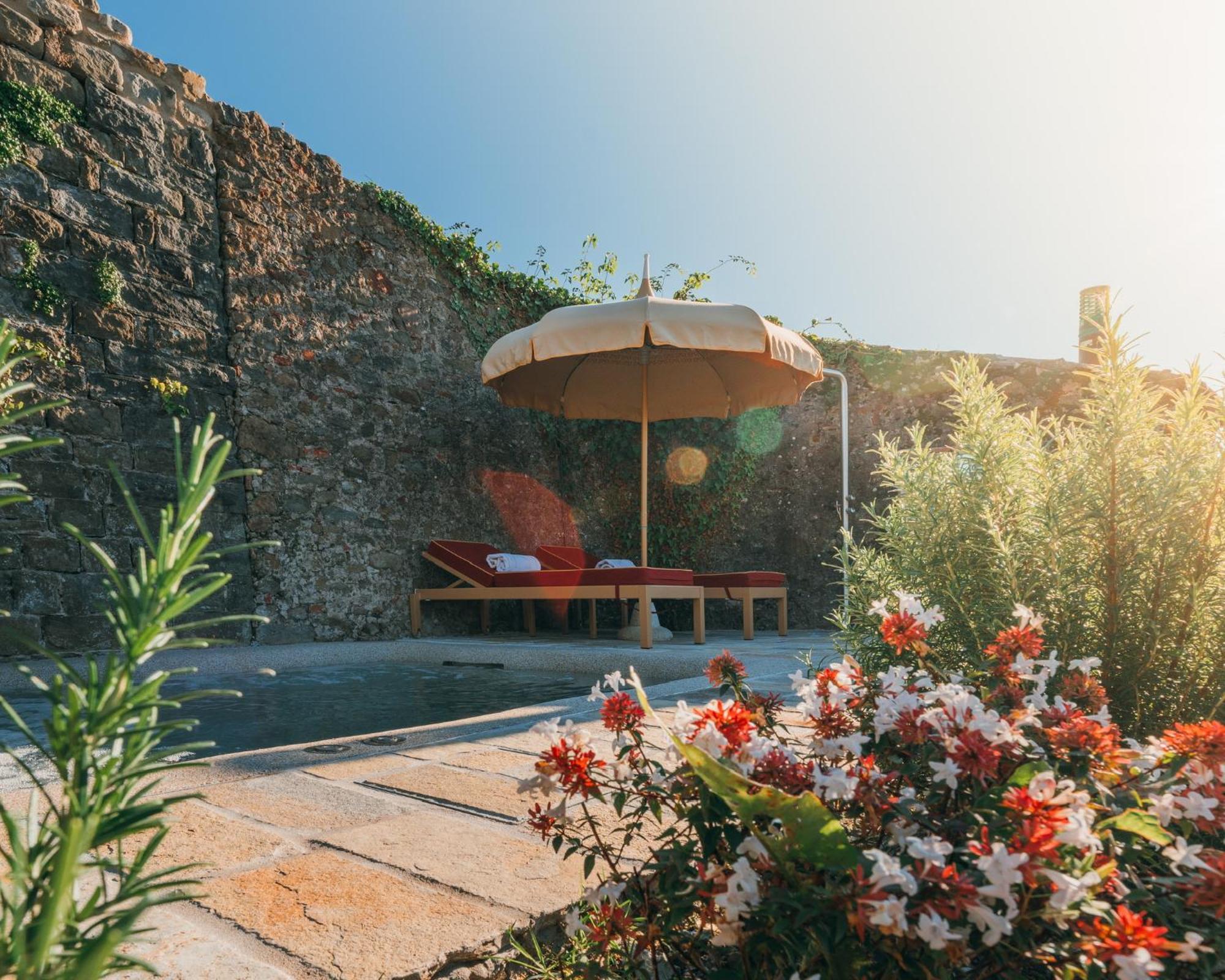 La Monastica Resort & Spa 보르고 아 부기아노 외부 사진
